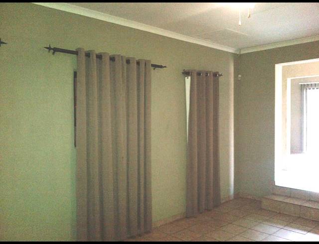 3 BEDROOM HOUSE TO LET IN SASOLBURG EXT 11
